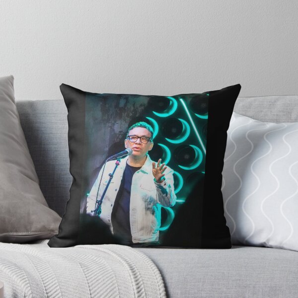 Aperçu de l'œuvre Fred Armisen Concert Photo - 2019 créée et vendue par Aperture Science.