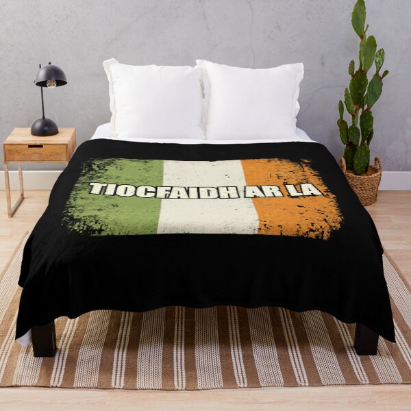Artikelvorschau, Tiocfaidh AR La - Vintage Irland-Iren-Flagge entworfen und verkauft von NicoleIdelisa.
