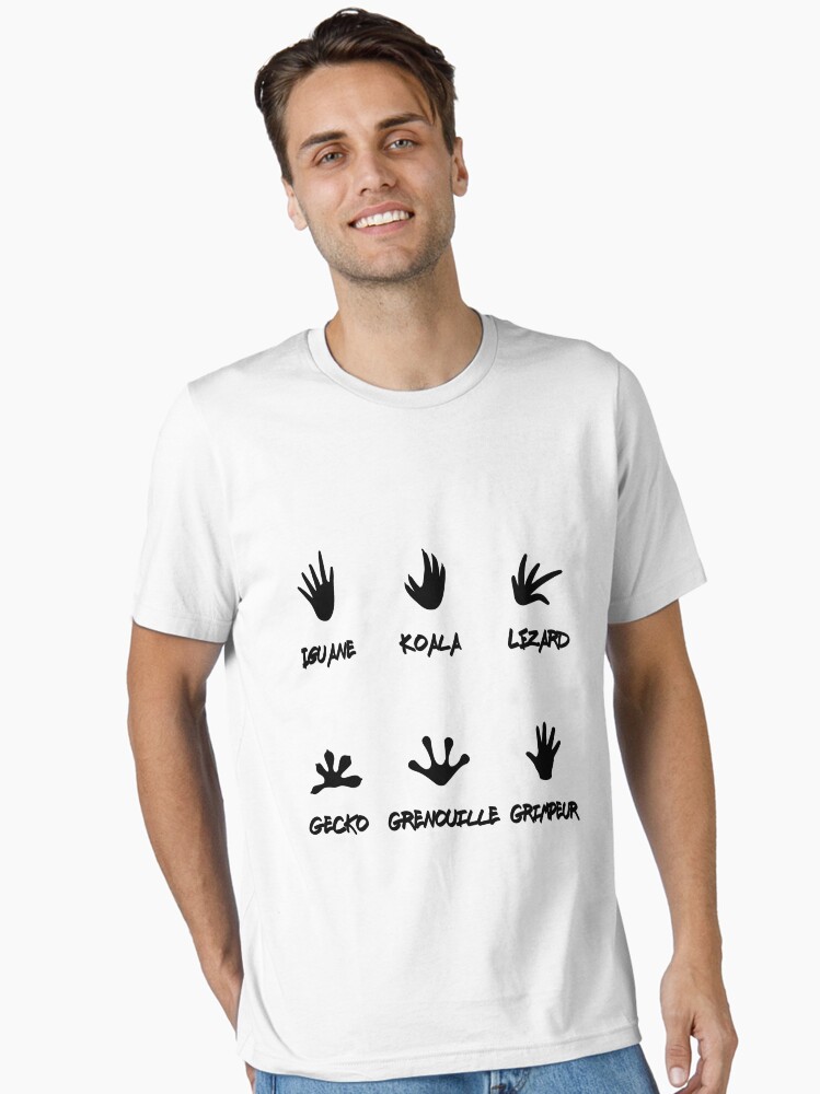 Aperçu 1 sur 7. T-shirt essentiel avec l'œuvre Empreintes sauvages créée et vendue par M1D33L.