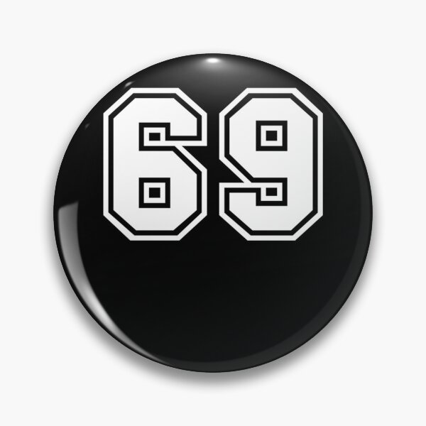 Artikelvorschau, Sport-Jersey-Lieblings-Glückszahl 69 Essential T-Shirt entworfen und verkauft von lambstout2.