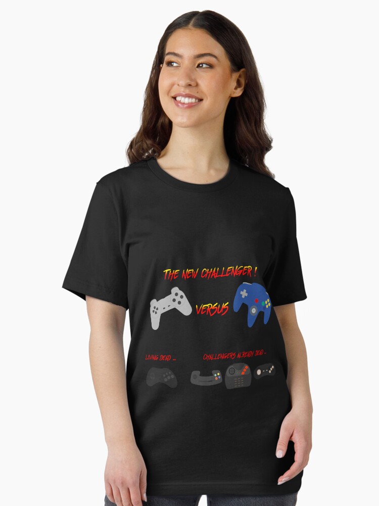 Aperçu 1 sur 7. T-shirt essentiel avec l'œuvre PSone VS N64 créée et vendue par M1D33L.