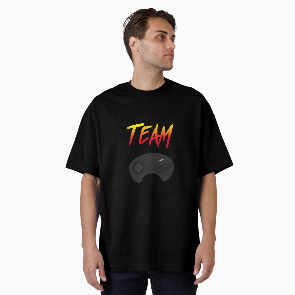 Aperçu de l'œuvre T-shirt oversize créée et vendue par M1D33L.