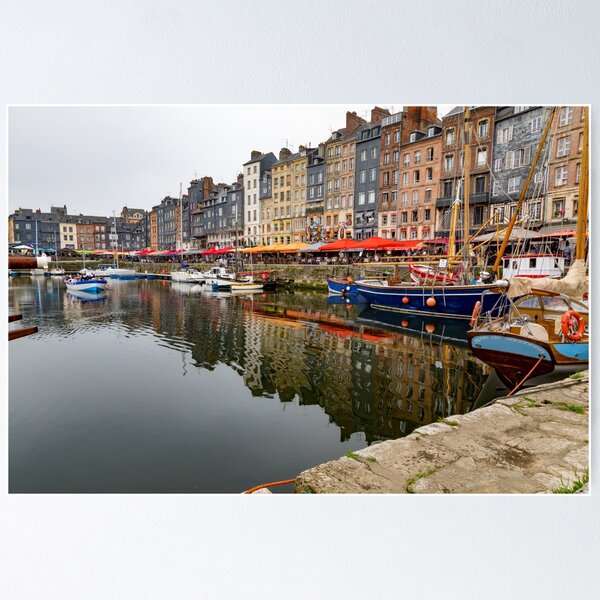 Vista previa del artículo con la obra «Honfleur France Harbor Beauty», diseñado y vendido por DARRIN ALDRIDGE.