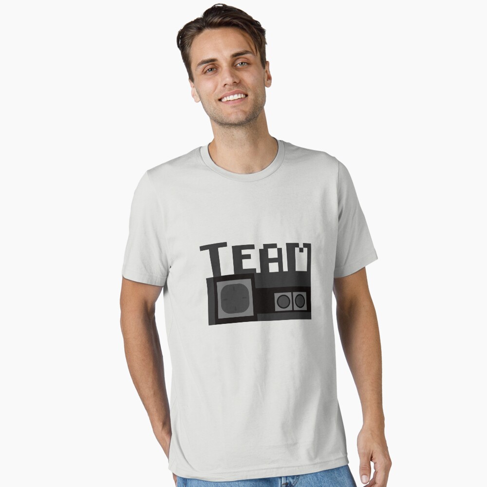 Aperçu de l'œuvre T-shirt essentiel créée et vendue par M1D33L.