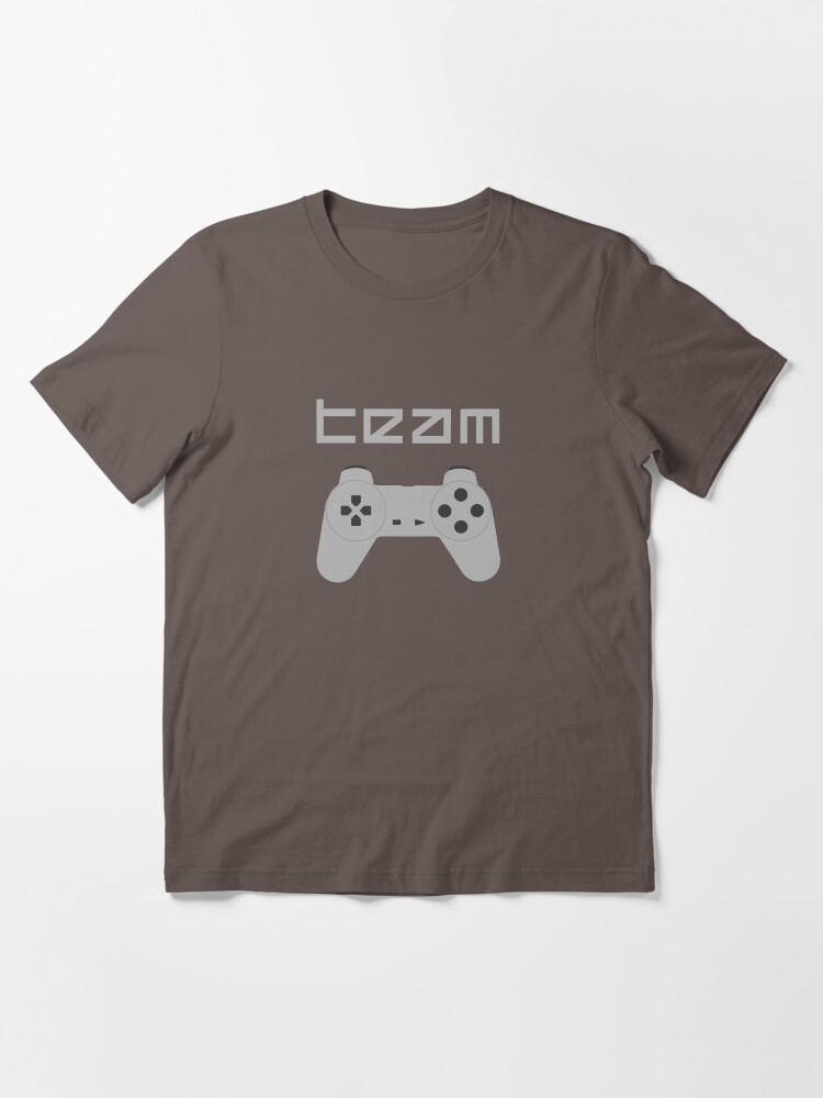 Aperçu 2 sur 7. T-shirt essentiel avec l'œuvre Team PS créée et vendue par M1D33L.