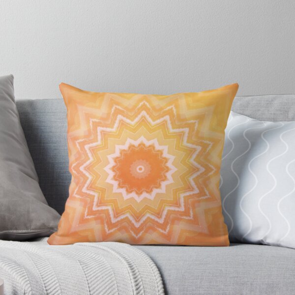 Artikelvorschau, Orangengelb Goldene Mandala entworfen und verkauft von strongpurpose.