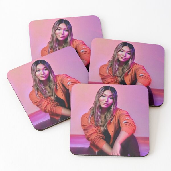 Item preview, Chloe Kim practicando snowboard designed and sold by Fizashop.