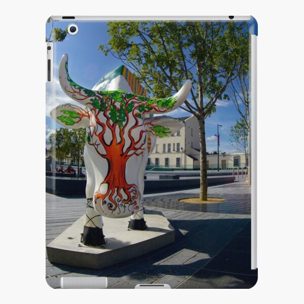 Cows and Trees, Ebrington Square, Derry iPad Snap Case