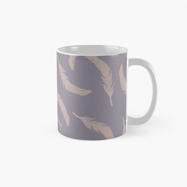 Aperçu de l'œuvre Floating Feathers - Khaki on Purple créée et vendue par Jasrese.