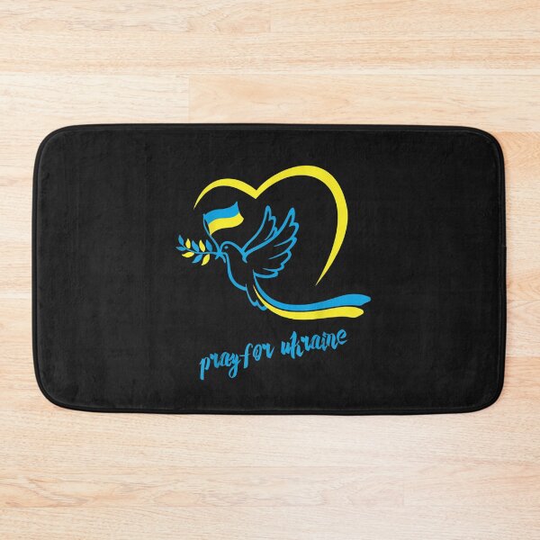 Artikelvorschau, Pray For Ukraine. Peace Dove Pigeon Love Flag Heart T-Shirt entworfen und verkauft von Kellner-Platt.