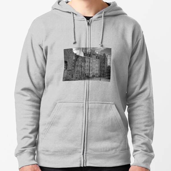 Makars’ Court - B&W Zipped Hoodie