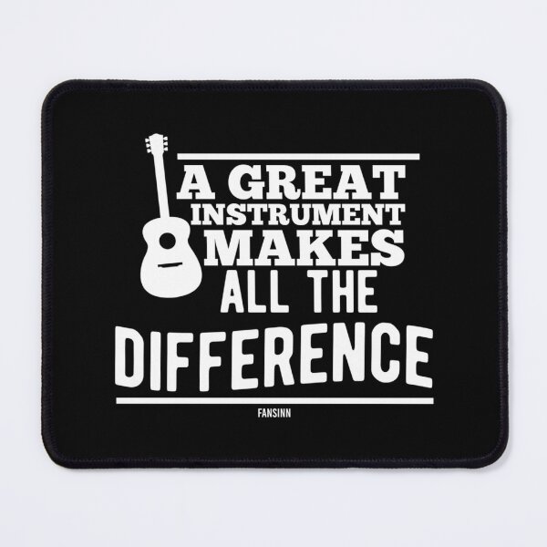 Artikelvorschau, Gitarren-Musik-Gitarrist-Schnur-Geschenk-Klassiker-T-Shirt entworfen und verkauft von desireeowe.
