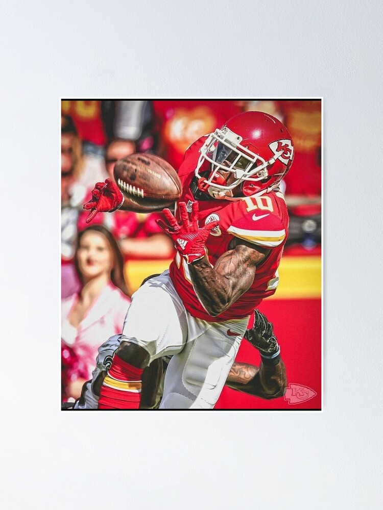 Download Tyreek Hill Red Poster Wallpaper