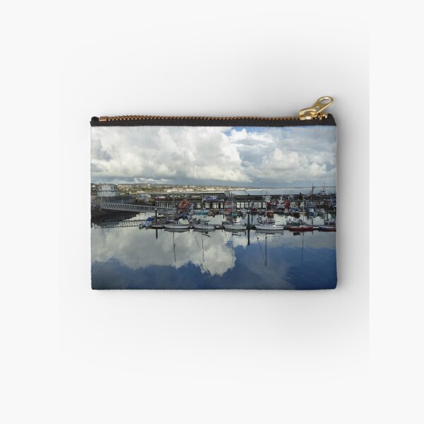 Aperçu de l'œuvre Newlyn Harbour 1 créée et vendue par George Crawford.