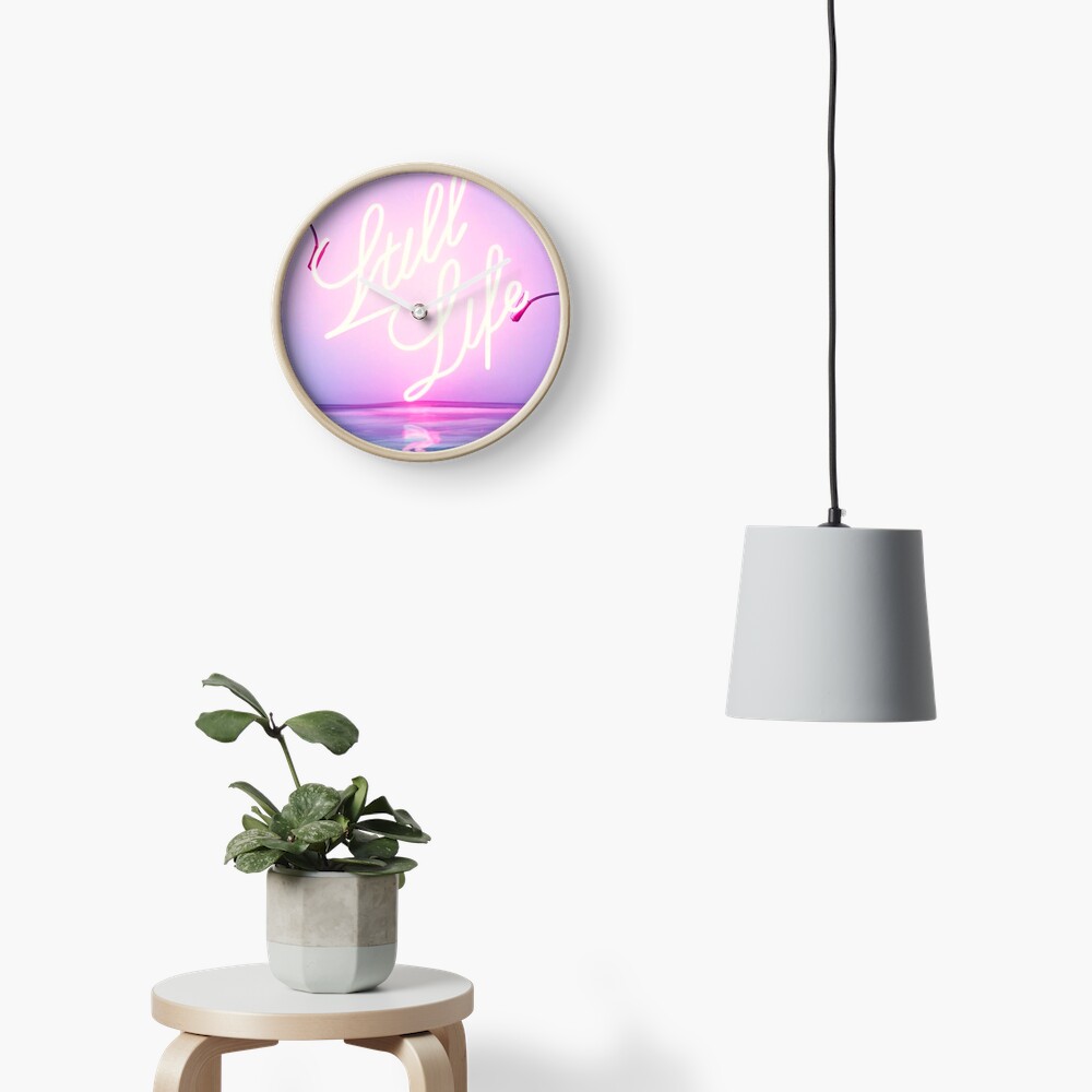 one am digital clock aesthetic