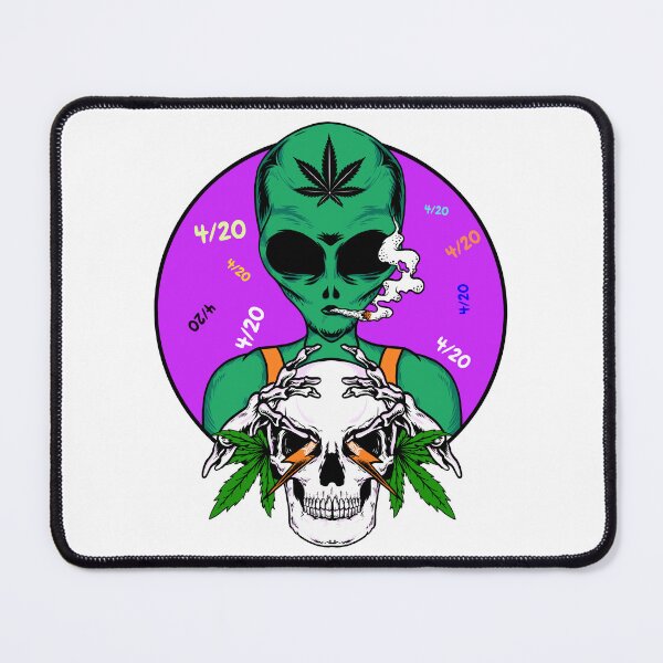 Artikelvorschau, 4/20 Totenköpfe mit Spliff.. entworfen und verkauft von keenikai.