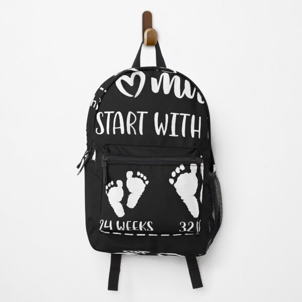 Artikelvorschau, Wunder beginnen mit kleinen Schritten Baby Feet Nurse Gift entworfen und verkauft von ZoraidaMoody.