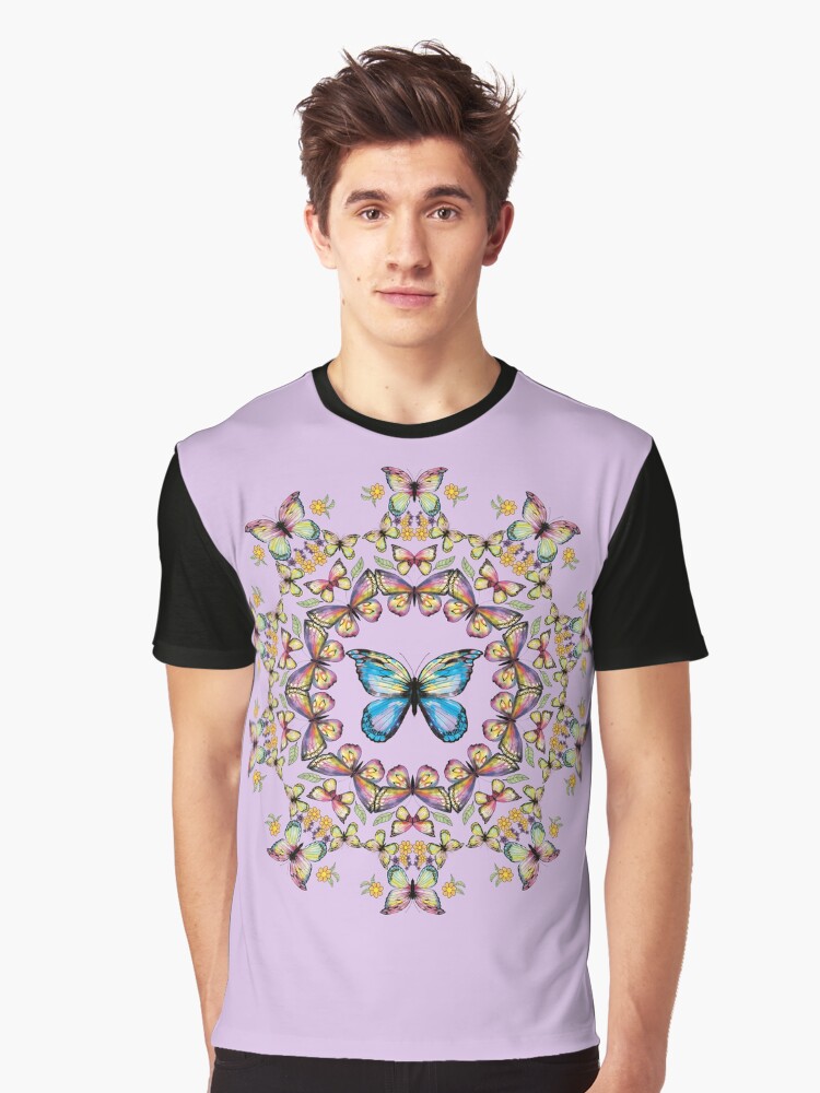 Thumbnail 1 von 5, Grafik T-Shirt, Mandala hellblauer Schmetterling designt und verkauft von Raduna.