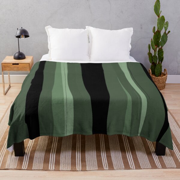 Artikelvorschau, Fantasy Green und Black the Forest Homedecor entworfen und verkauft von belettelepink.