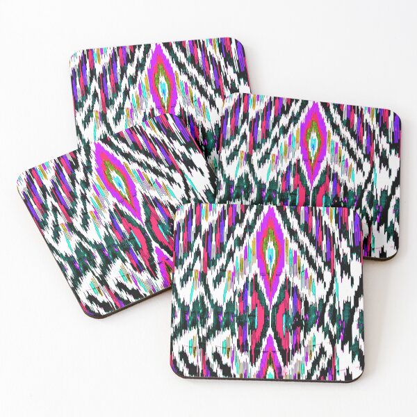 Aperçu de l'œuvre Motifs ikat aux motifs arc-en-ciel, motifs ikat ouzbeks créée et vendue par LeFabriqueOuz.
