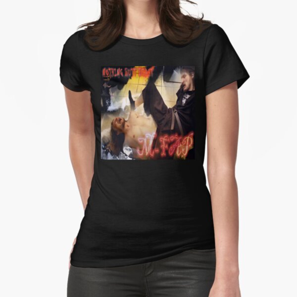 Fitted T-Shirt