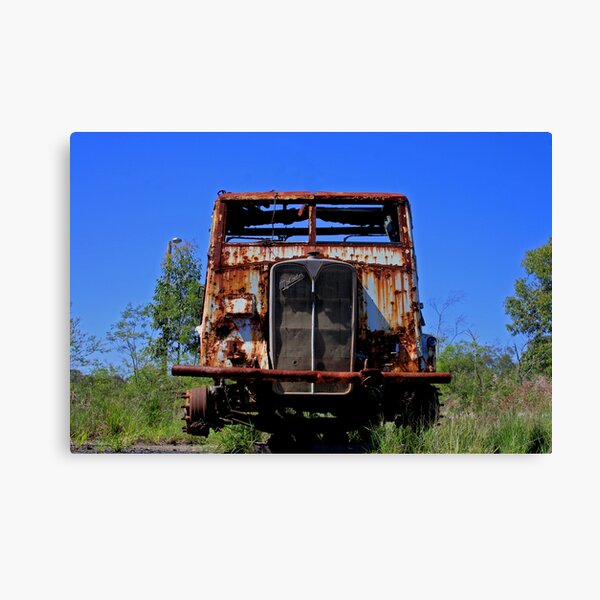 Aperçu de l'œuvre Tired & Rusted créée et vendue par rossco.