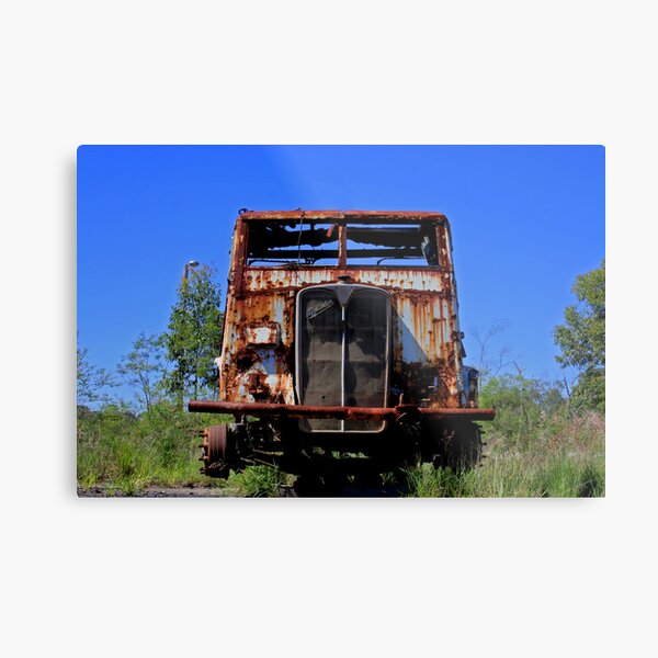 Aperçu de l'œuvre Tired & Rusted créée et vendue par rossco.