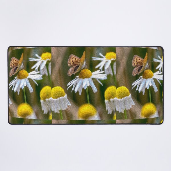 Aperçu de l'œuvre Camomille et papillon tigre créée et vendue par Patternflower.