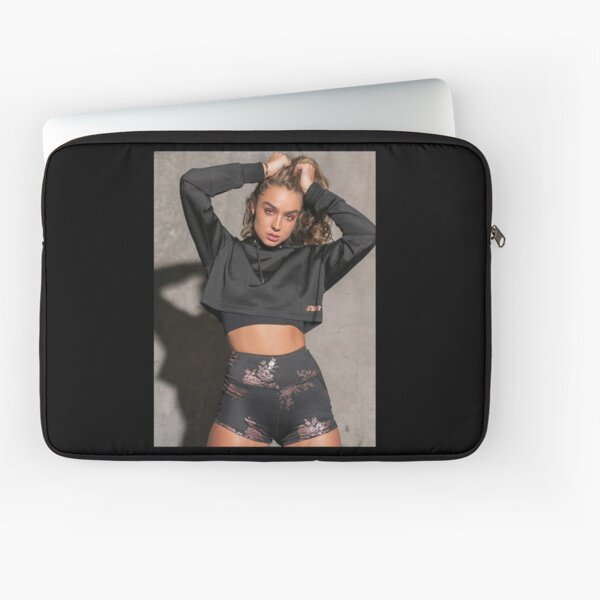 Sommer Ray - #1 Fan iPad Case & Skin for Sale by Rybariuns