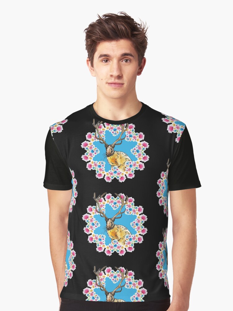 Thumbnail 1 von 5, Grafik T-Shirt, Hase mit Hirschgeweih designt und verkauft von Raduna.