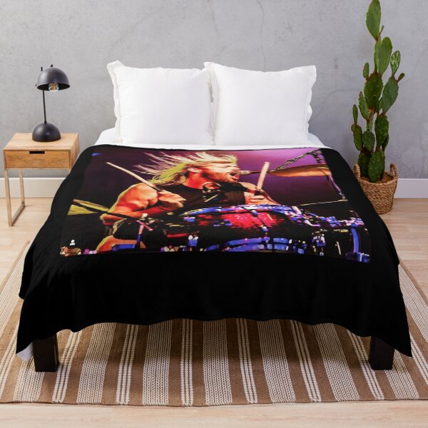 Aperçu de l'œuvre Meilleur Taylor Strike Foo Merch créée et vendue par Michael-Holland.