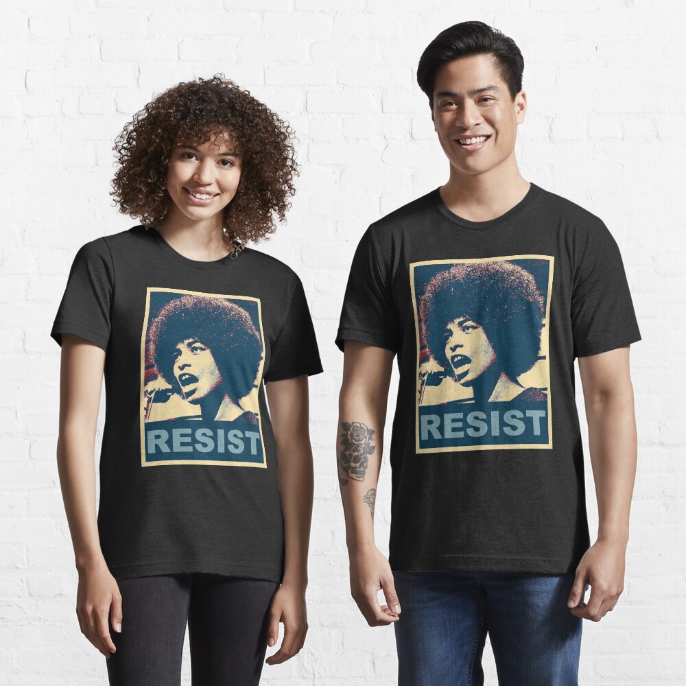 Vista previa del artículo con la obra «Camiseta esencial», diseñado y vendido por Thelittlelord.