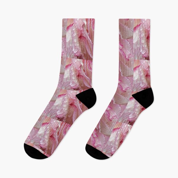 Artikelvorschau, Schöne rosa Blumenblätter - Rose mit Wasser lässt Makrophotographie fallen entworfen und verkauft von TheEndlessStore.