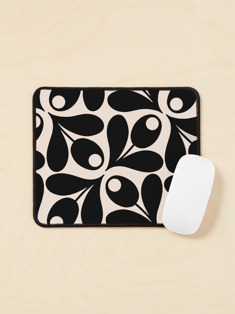 Aperçu 1 sur 5. Tapis de souris avec l'œuvre Conception de motifs floraux Orla K. créée et vendue par BeachHouseArt.