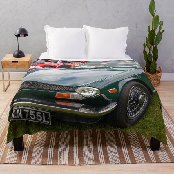 Item preview, 1971 Triumph TR6 in British Racing Green designed and sold by Kevin Hellon.
