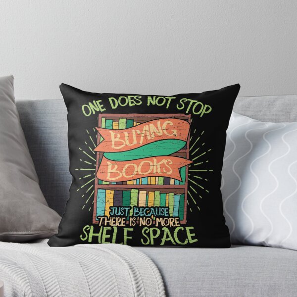 Aperçu de l'œuvre Book Hoarder Bookworm Bookaholic créée et vendue par Shirtcaesar.