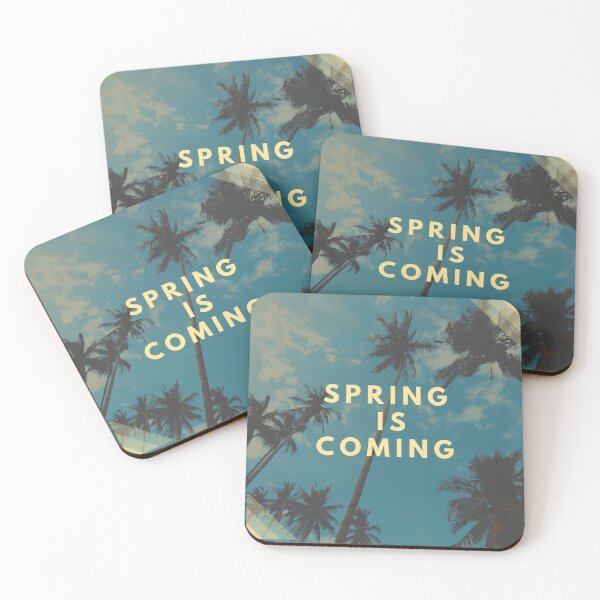 Aperçu de l'œuvre spring is coming t-shirt classique créée et vendue par DahemStore.
