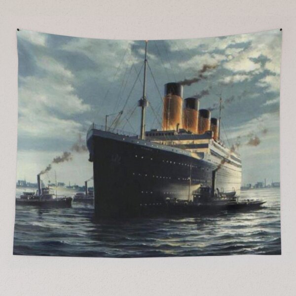 Artikelvorschau, Majestätische Reise: Titanic segelt durch ruhige Gewässer entworfen und verkauft von SweetMySpot.