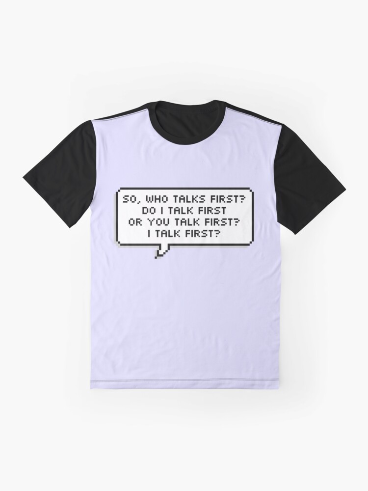 Imagen 4 de 5, Camiseta gráfica con la obra ¿Quién habla primero?, diseñada y vendida por langleysmith.