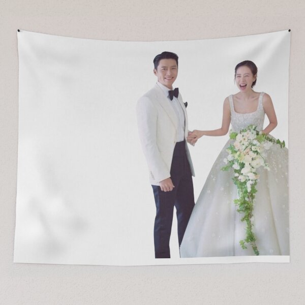 Item preview, Hyun Bin and Son Ye Jin Wedding designed and sold by OtakuPH.