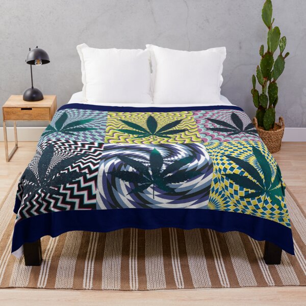 Artikelvorschau, Pot Leaf Pop Art with Retro Colorful Psychedelic Spirals with Space Pot Leaf entworfen und verkauft von YomeHayin.
