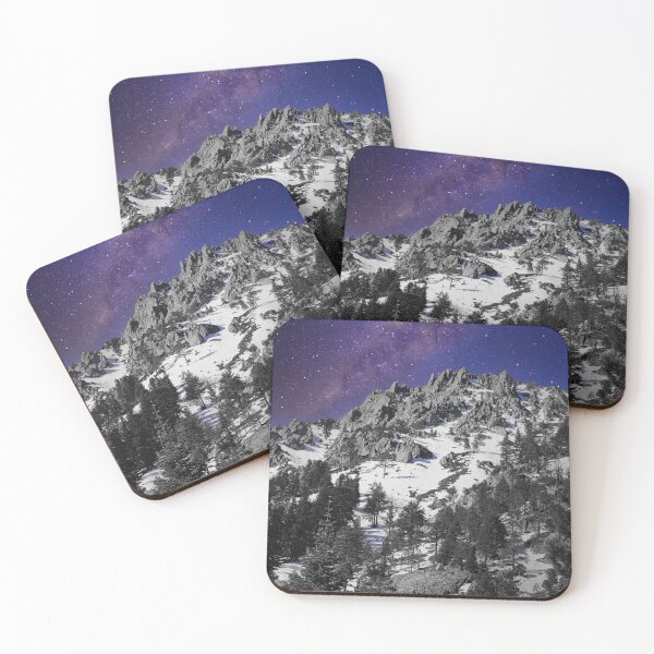 Aperçu de l'œuvre Mystic Mountain créée et vendue par jenstever.