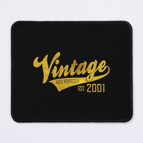 Artikelvorschau, Vintage Est 2001 Shirt im Alter von 21 Jahren Bday 21. Geburtstag entworfen und verkauft von SalimaYoshido.