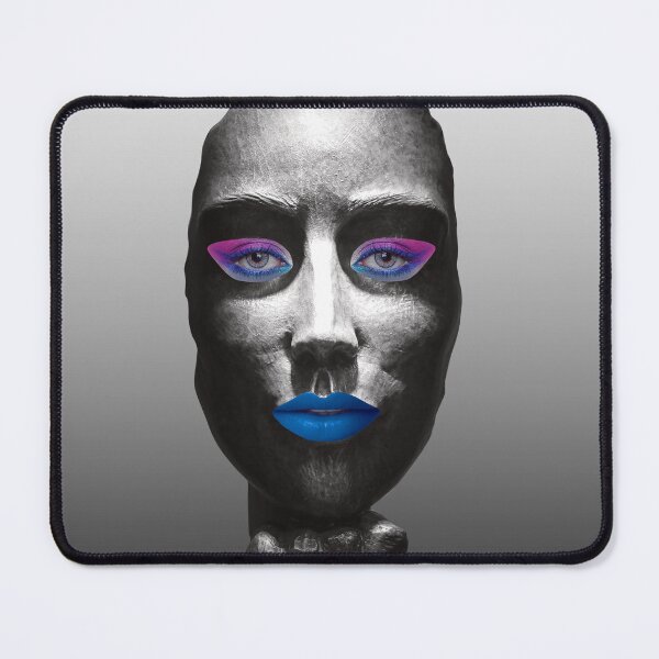 Artikelvorschau, Lebendiger blauer Lippenstift, weibliches Gesicht aus Bronzeguss. Surreale Kunst entworfen und verkauft von I-Desire.