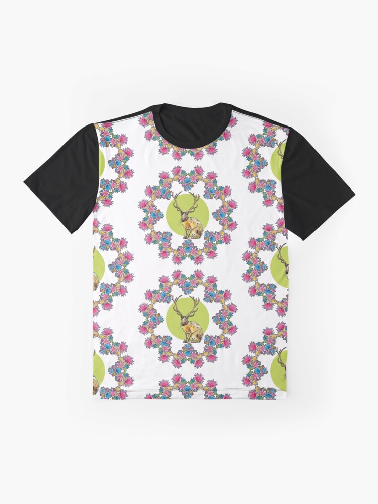 Thumbnail 4 von 5, Grafik T-Shirt, Blumenmandala Hase mit Hirschgeweih designt und verkauft von Raduna.