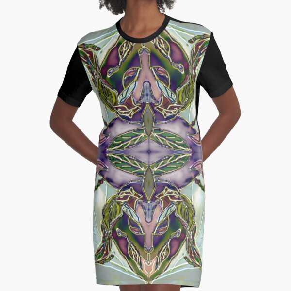 Earth goddess - Mediterranean Graphic T-Shirt Dress