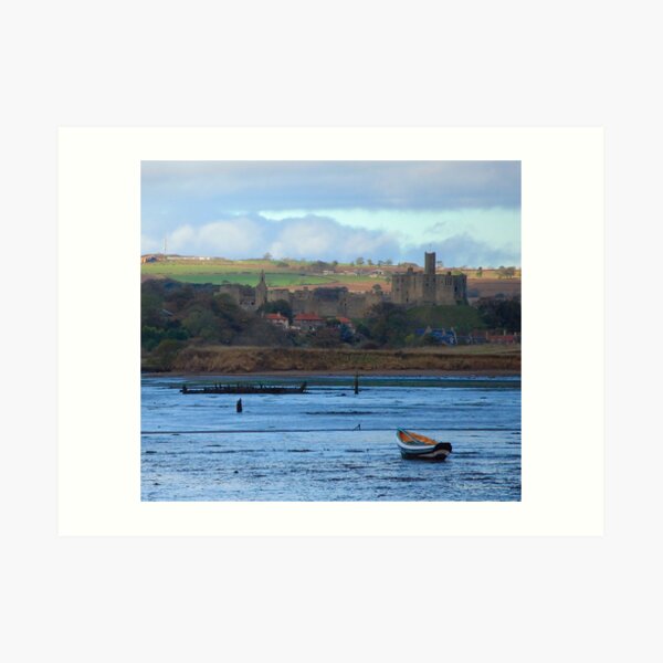 Amble harbour....... Art Print