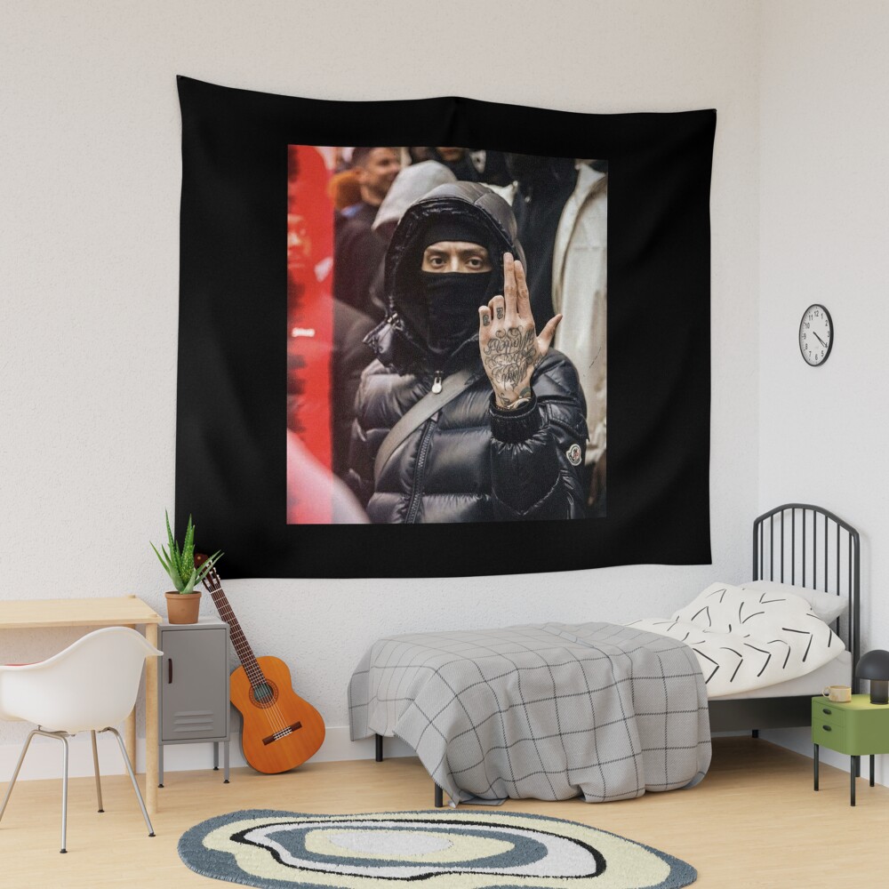 central cee Tapestry for Sale by HINDSTORE25