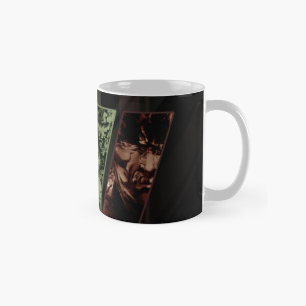 Aperçu de l'œuvre MGS Four Snakes Essentiel. créée et vendue par beelarjpelco.