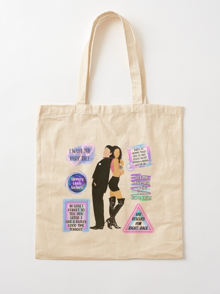 Are You a Slogan Bag or an 'It Bag' Kind of Girl?